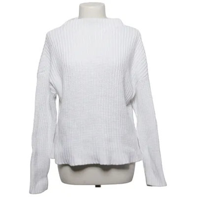 Sweater (White) from No Man's Land Cotton