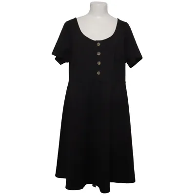 Kleid (Schwarz) von New Look Curves Elasthan, Polyester