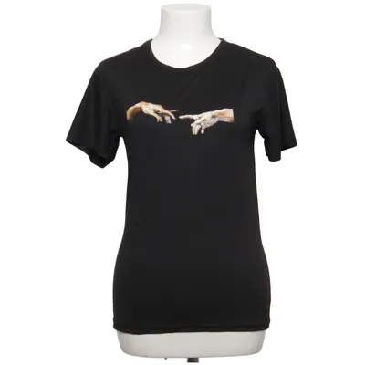 T-shirt (Black) from Chase