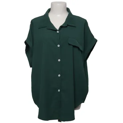 Kortärmad skjorta (Grön) från Emery Rose Polyester