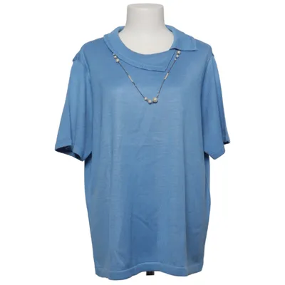 T-shirt (Blue) from Malva Acrylic