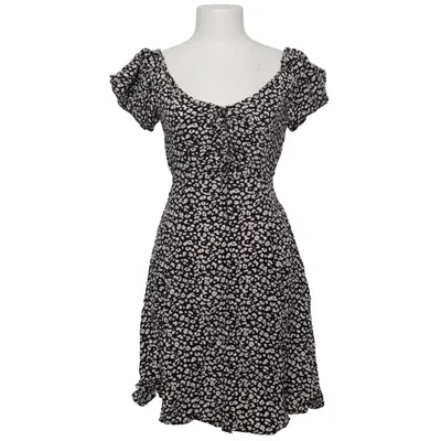 Dress (Black, White) from About You Viscose