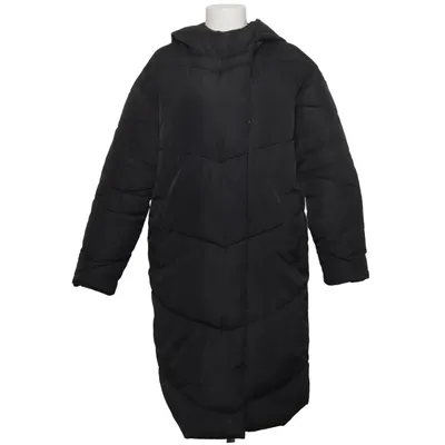 Wintermantel (Schwarz) von Noisy May Polyester