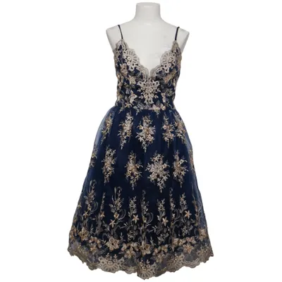 Cocktailjurk (Blauw, Goud) van Chi Chi London Polyamide