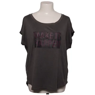T-shirt (Grå) från MKBM Polyester