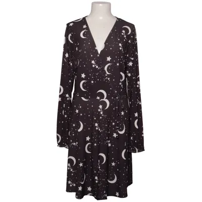 Wrap dress (Black, White) from Simply Be