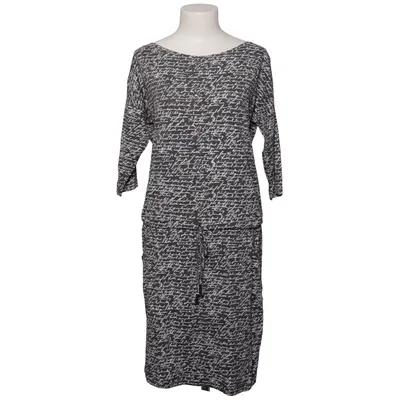 Dress (Gray, White) from Numoco