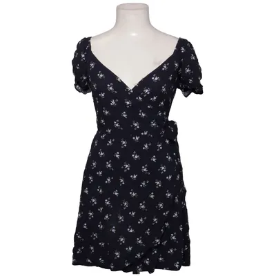 Slå-om-kjole (Blå) fra Hollister Viscose
