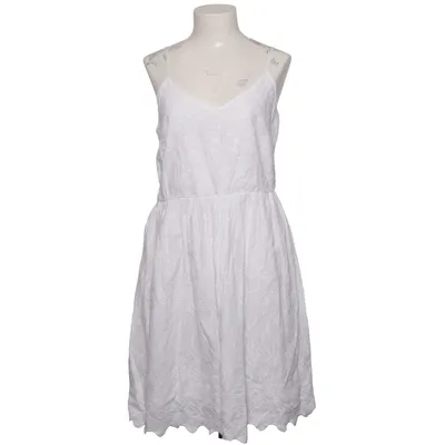Klänning (Vit) från Gina Bomull