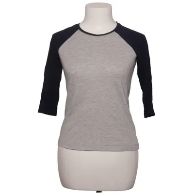 Honkball T-shirt (Grijs, Blauw) van Bershka_BSKGIRL
