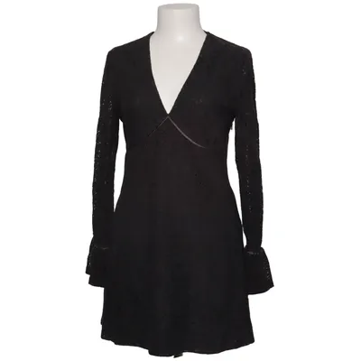 Dress (V-Neck Lace Dress) from Julia Wieniawa x NA-KD Cotton, Polyamide, Polyester