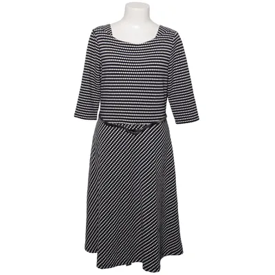 Dress (Black, White) from Comma Elastane, Polyester, Viscose