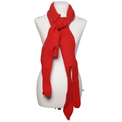 Scarf (Red) from Lillunn