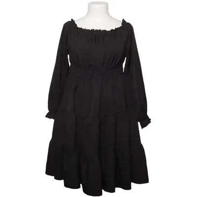 Kjole (CURVE) fra Shein Curve Polyester