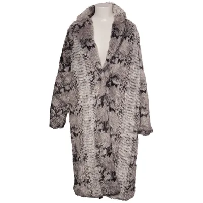 Coat (Gray, Black) from Lavish Alice Acrylic, Elastane, Polyester
