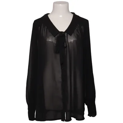 Blouse (Black) from Zay Clothing