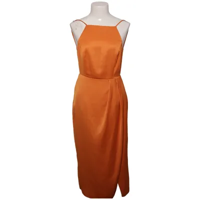 Robe dos-nu (Marron) de ASOS