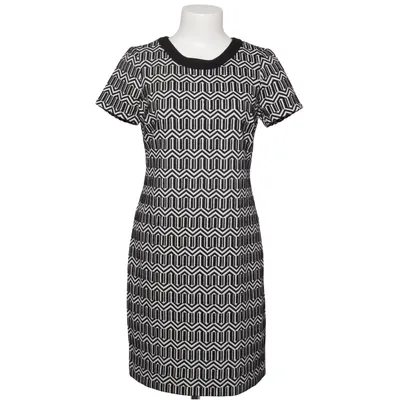 Klänning (Svart, Vit) från Banana Republic Elastan, Polyester, Viskos