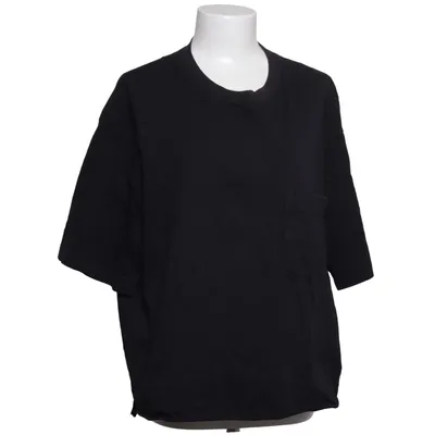 T-shirt (Black) from Uniqlo U