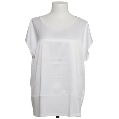 Top (White) from Betty & Co