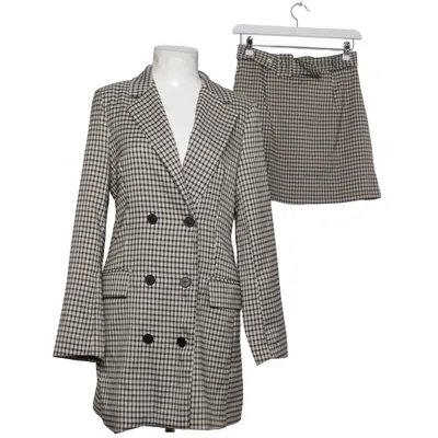 Set (Beige, Black) from Daphnea Polyester