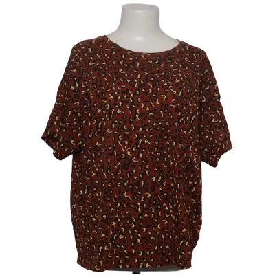Top (Brown, Black, Yellow) from Studio Untold Cotton
