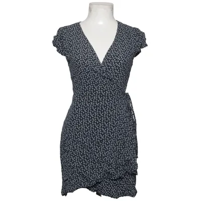 Wrap dress (Blue, White) from Brandy Melville Viscose