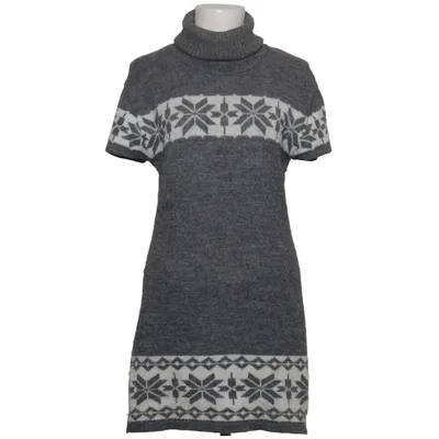 Poloklänning (Grå, Vit) från Mishumo Akryl, Mohair, Polyamid