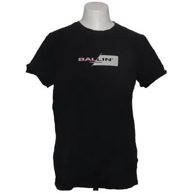 T-shirt (Svart) från PureWhite