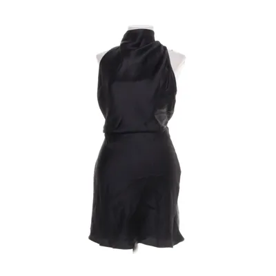 Halterneck-kjole (Sort) fra Zara Polyester