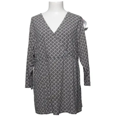 Klänning (Amelia Plus) från Cut & Pret Elastan, Viskos