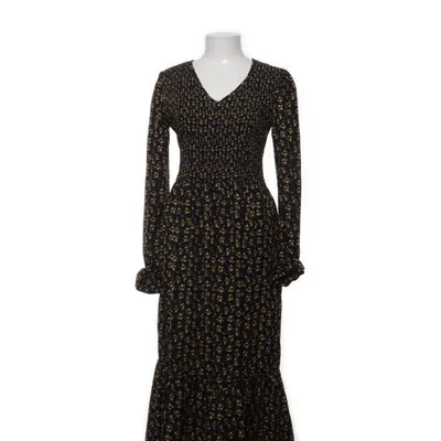 Långklänning (ONLJESS L/S CALF DRESS WVN TALL) från ONLY Carmakoma Polyester