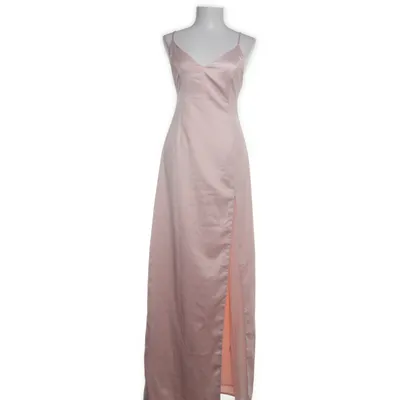 Aftonklänning (Rosa) från About You Polyester