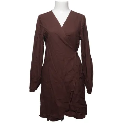 Robe portefeuille (Marron) de Parfois Lin, Viscose