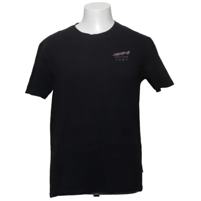 T-shirt (Black) from Yourturn