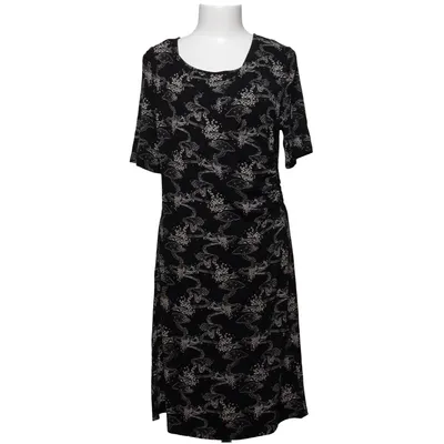 Robe (Noir, Blanc) de Viveca N Élasthane, Viscose