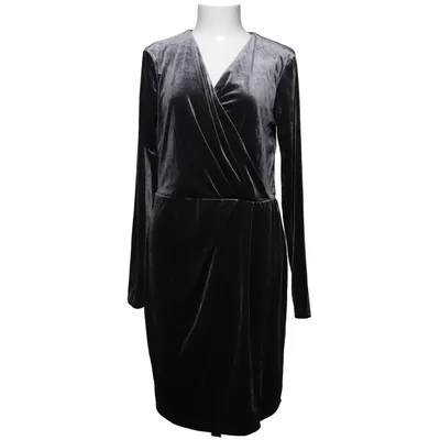 Slå-om-kjole (Grå) fra MbyM Elastan, Polyester