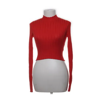 Crop top (Röd) från FB Sister Knitwear