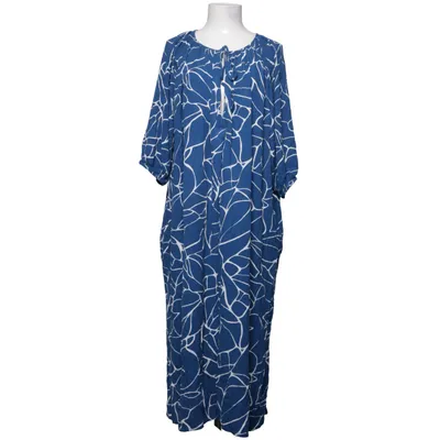 Jurk (CARELICIA 3/4 V-NECK CALF DRESS AOP) van ONLY Carmakoma Viscose