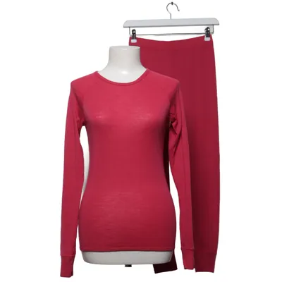 Base layer (Red) from Arethé Polyester, Wool