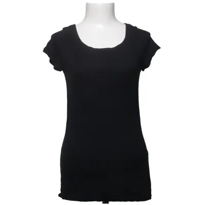 T-shirt (Black) from Olars Ulla Klädd i Konst