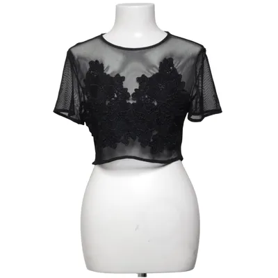 Crop top (Svart) från House of CB