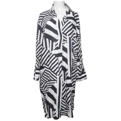 Skjortekjole (Sort, Hvid) fra Bodyflirt Viscose