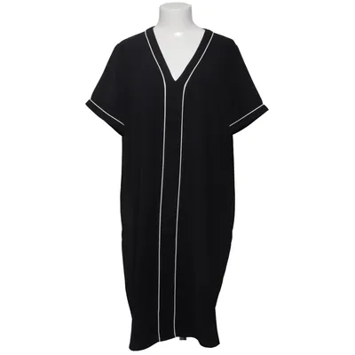 Klänning (Svart, Vit) från Junarose Återvunnen polyester