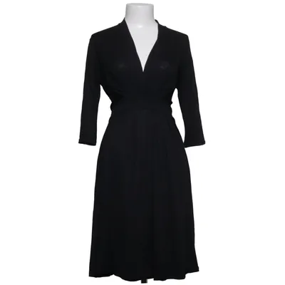 Wickelkleid (Schwarz) von Tone Barker Silk