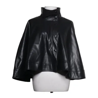 Cape (Svart) från Gina Tricot Polyester, Polyuretan