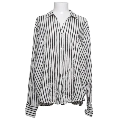 Blus (NUNNOR BLOUSE) från Sincerely Loved Viskos