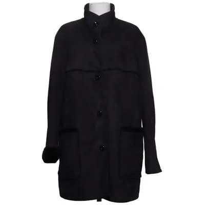 Veste en peau de mouton retournée (Noir) de Eugen Klein Acrylique