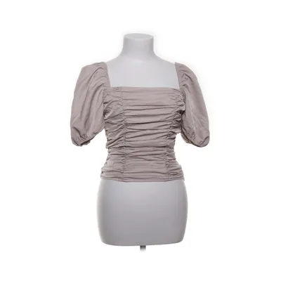 Top (Beige) from Chloé B x NA-KD Polyester, Viscose