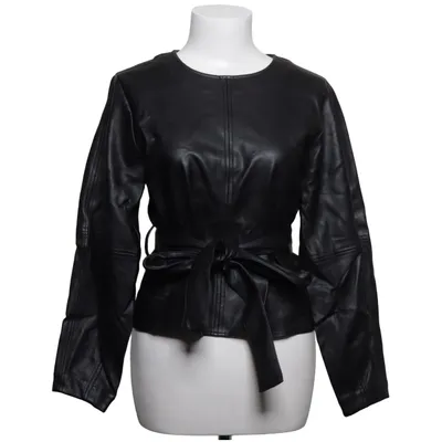 Omlottopp (Svart) från Visual Clothing Project Polyuretan